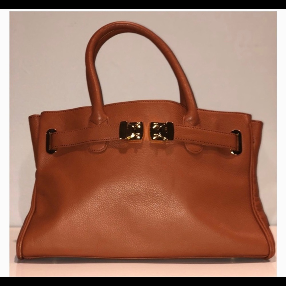 Onna Erhlich cognac leather handbag. Gold hardware